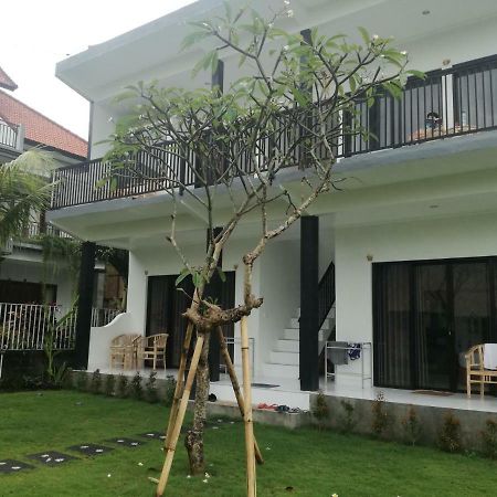 Hello Canggu Homestay المظهر الخارجي الصورة